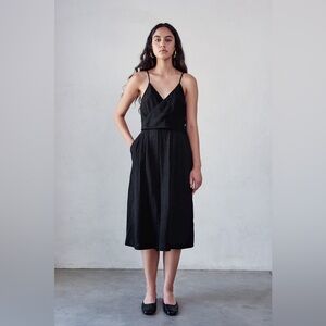 First Rite Black Skirt with Split Size XS